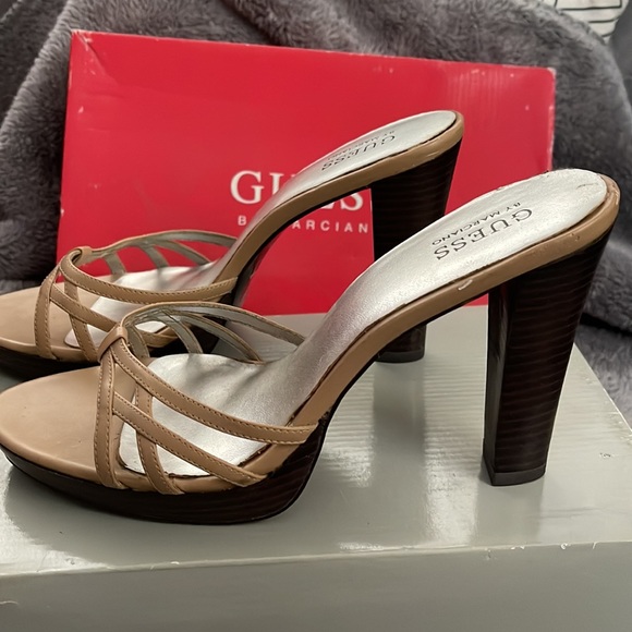Vintage Guess Platform Sandals - Picture 4 of 8